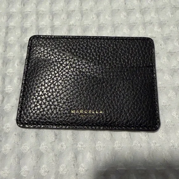 Marcella NYC Lilo Textured Black Card Holder - Picture 6 of 10